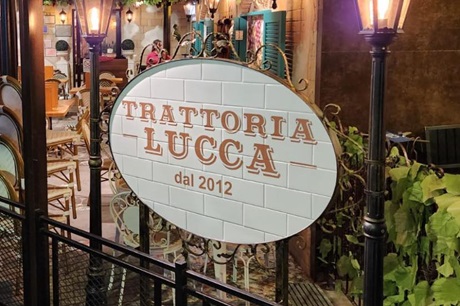 Lucca's Trattoria